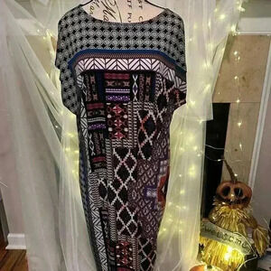 Maggy London Colorful Print Dress. Size 14. Preowned. Purple , Blue, Black.